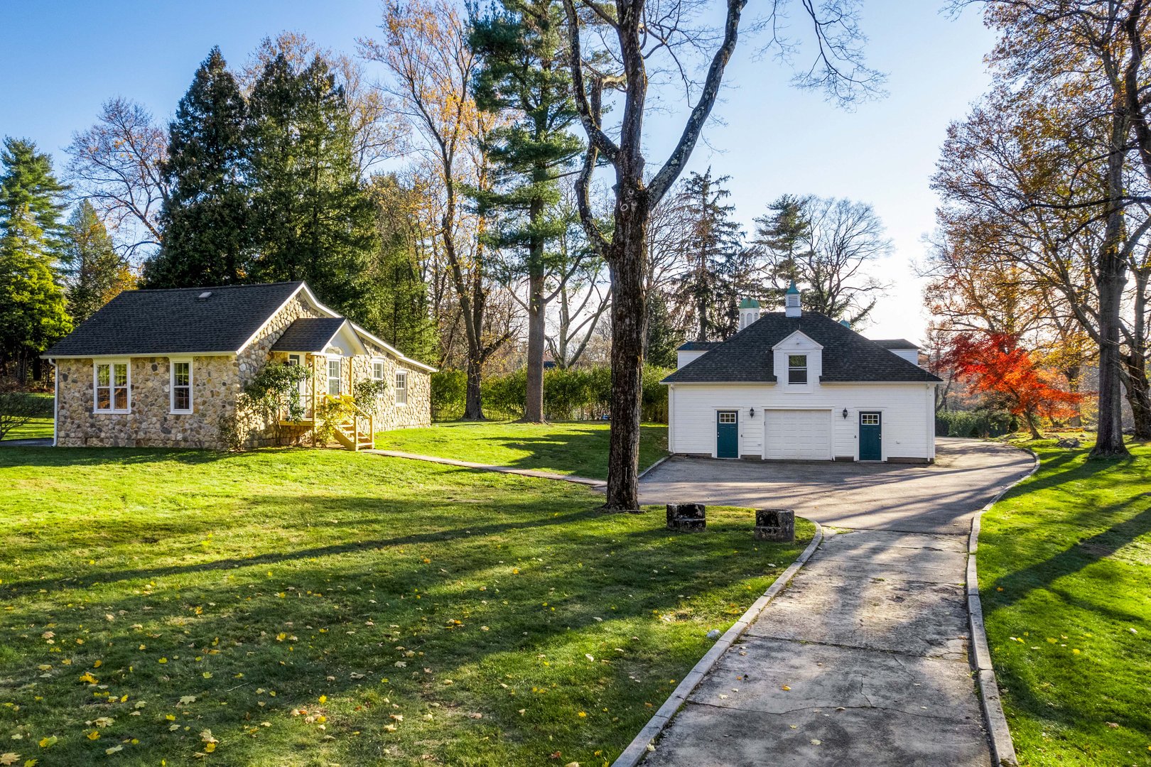 83 Somerstown Road Photo 38