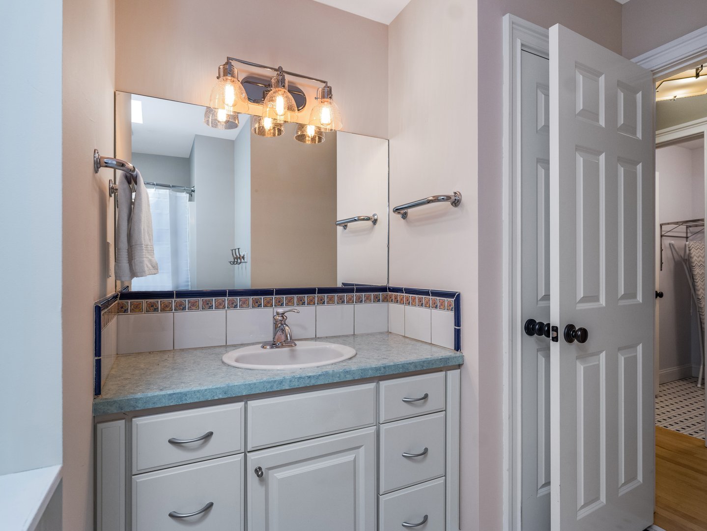 63 Broad Street Photo 22