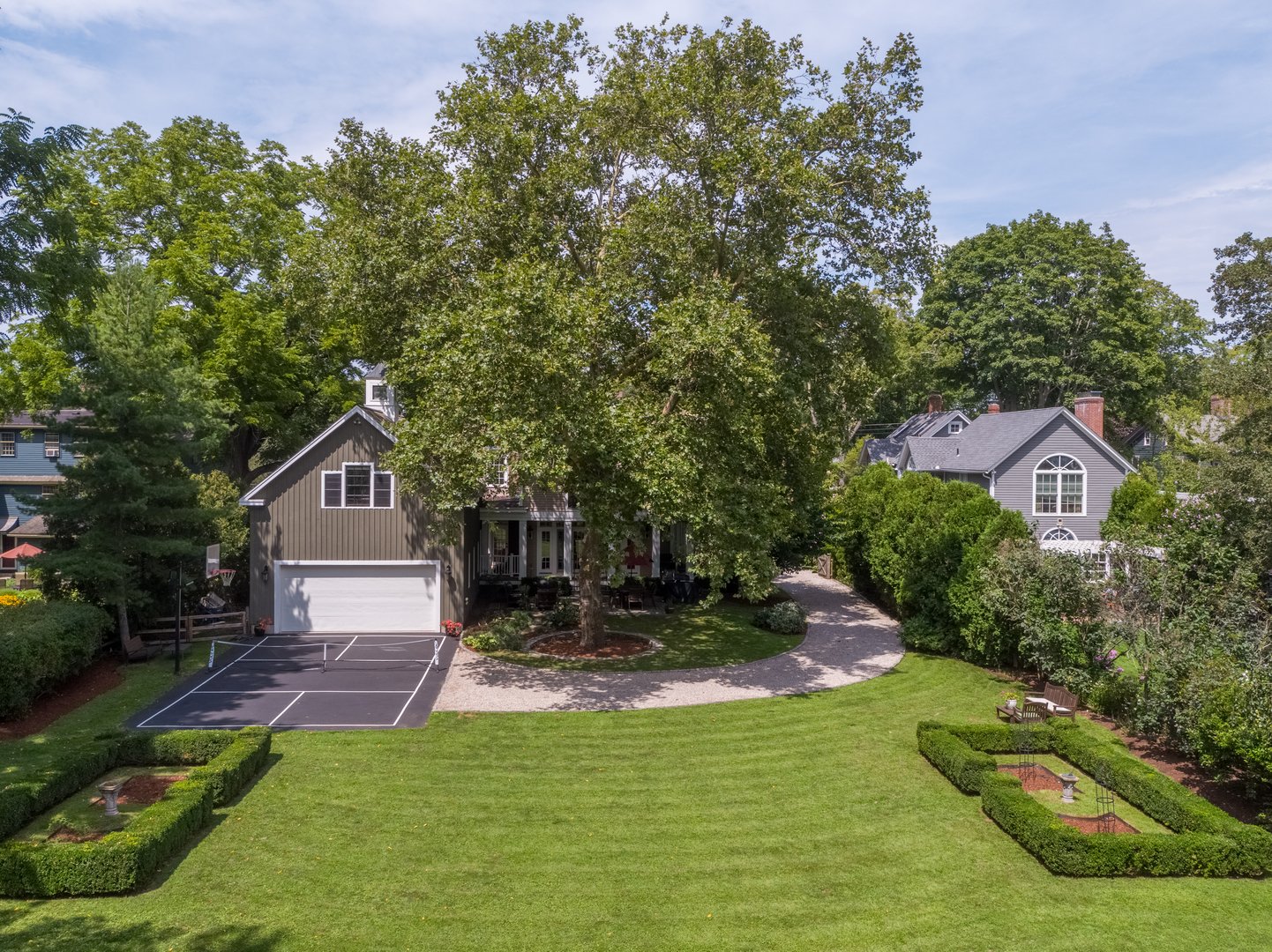 63 Broad Street Photo 36