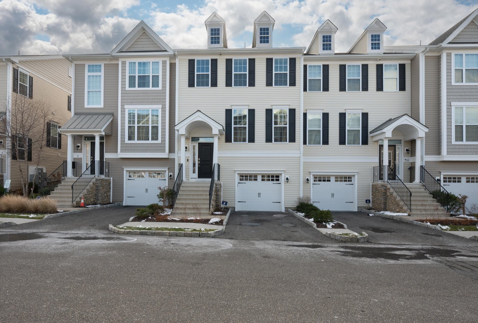 10 Putnam Lane #10 Photo 1