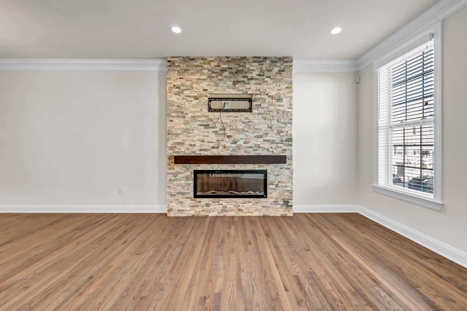 10 Putnam Lane #10 Photo 4