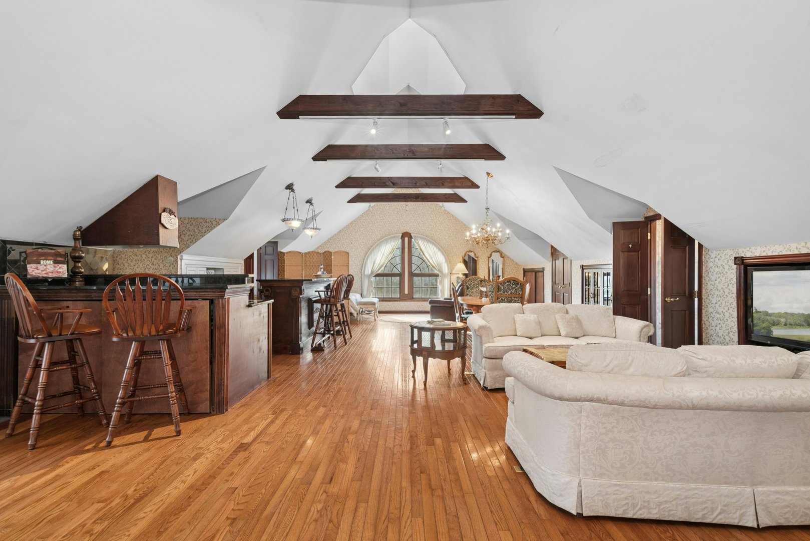 63 Turney Road Photo 37