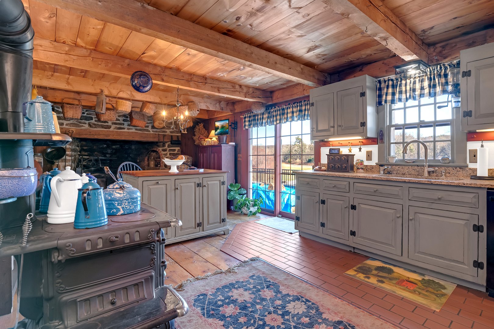 49 Upper Road Photo 24