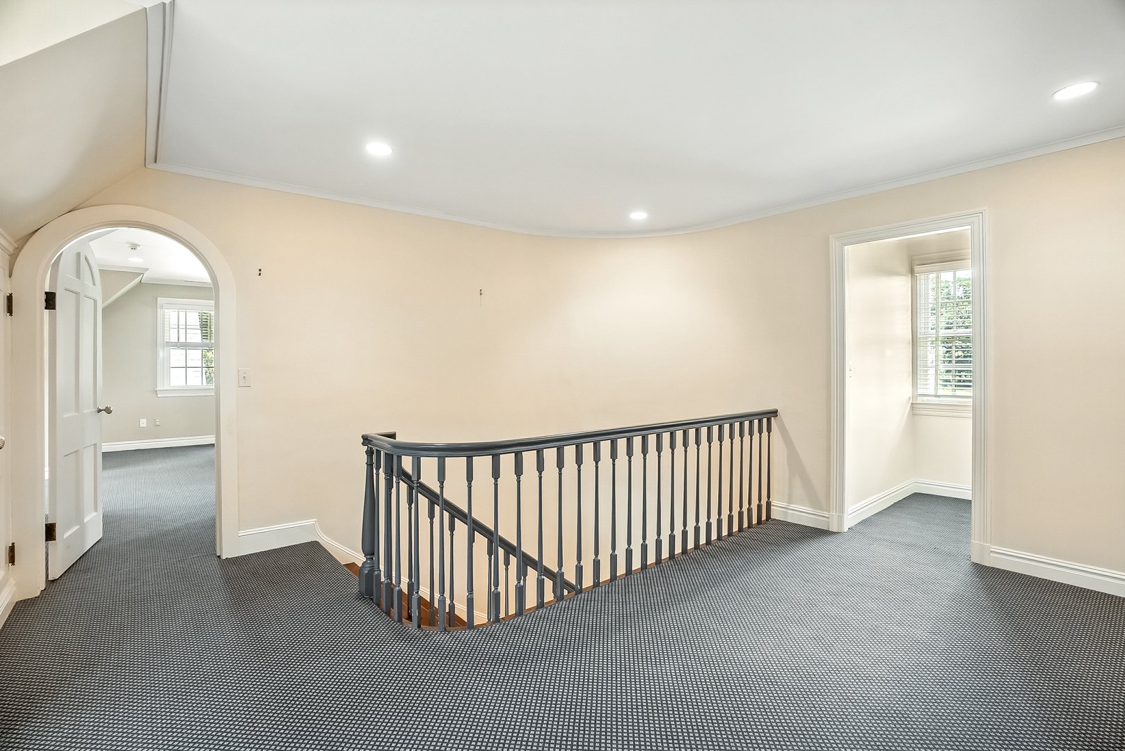 6 Club Road Photo 13