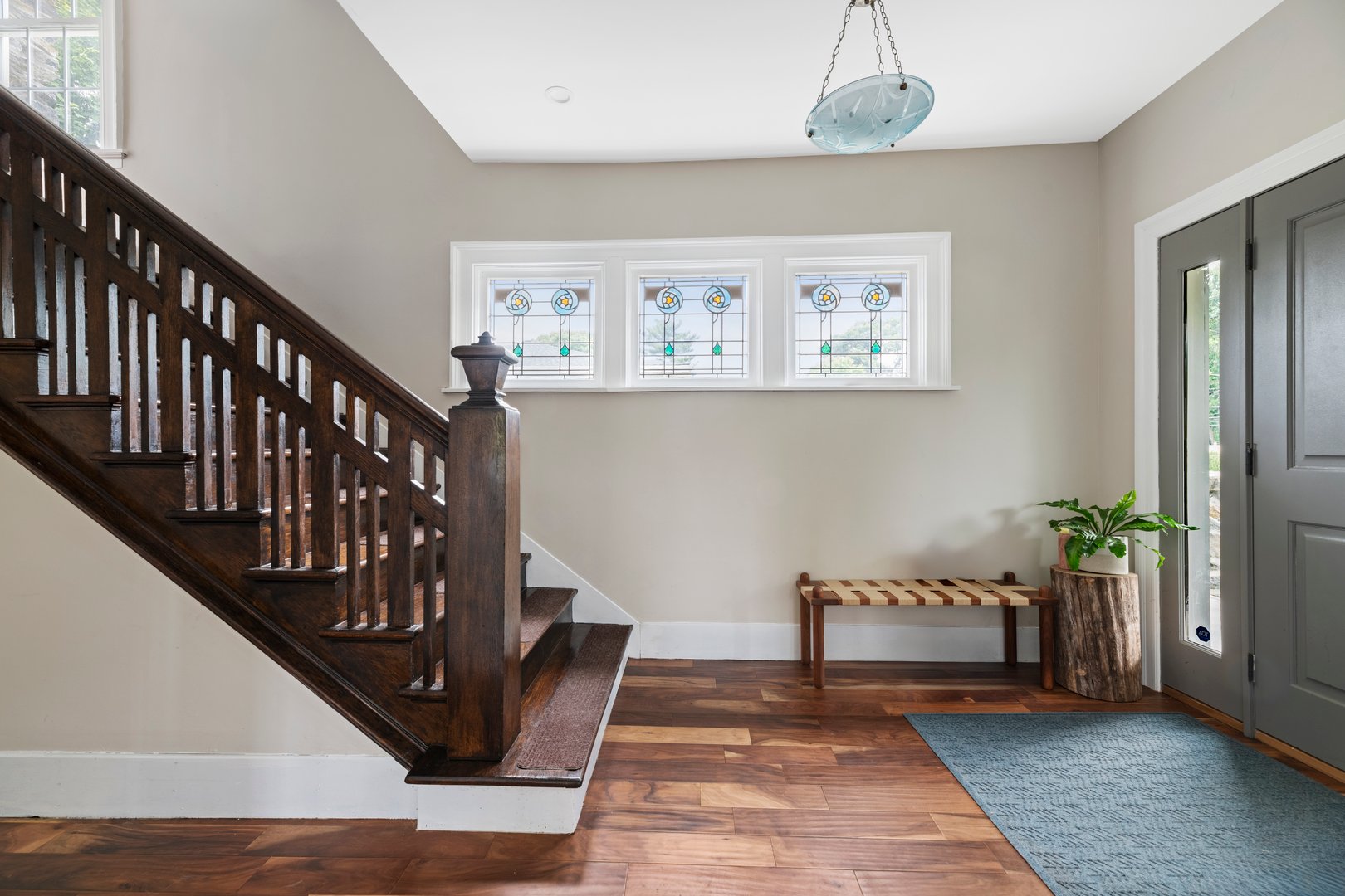 209 Van Cortlandt Park Avenue Photo 5