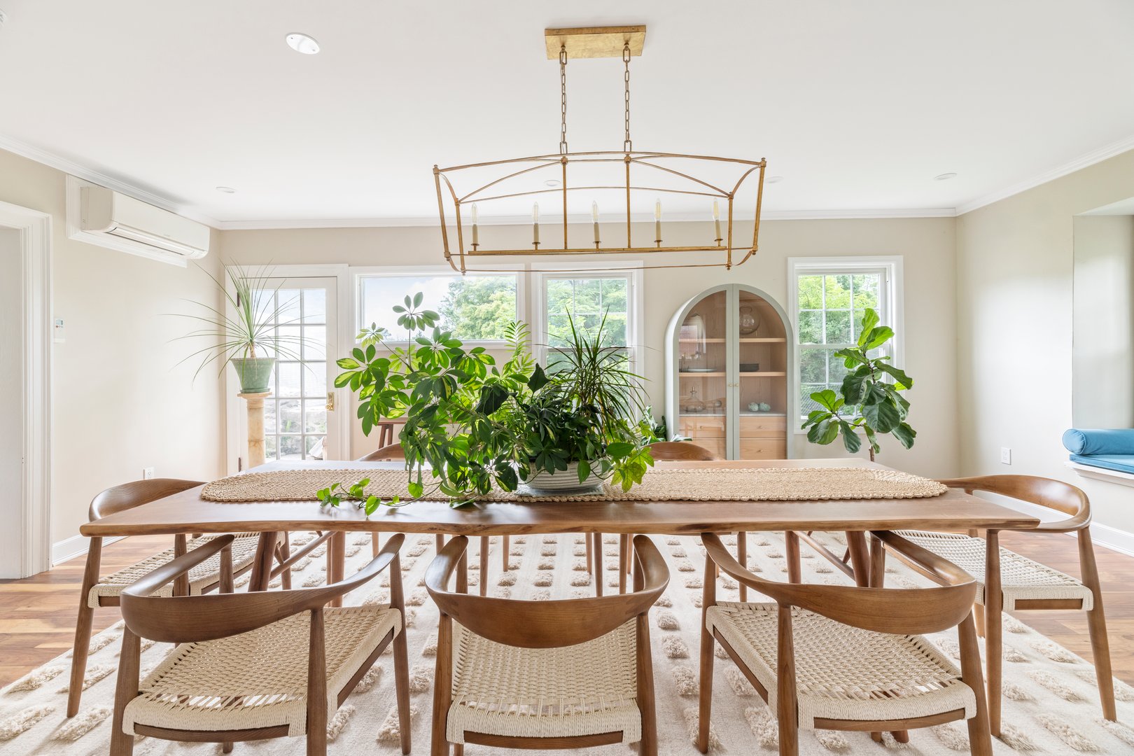 209 Van Cortlandt Park Avenue Photo 8