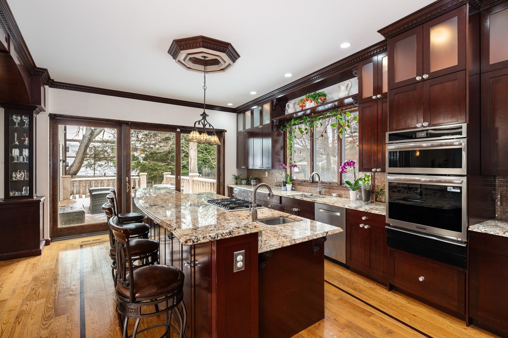 25 Old Road Photo 21