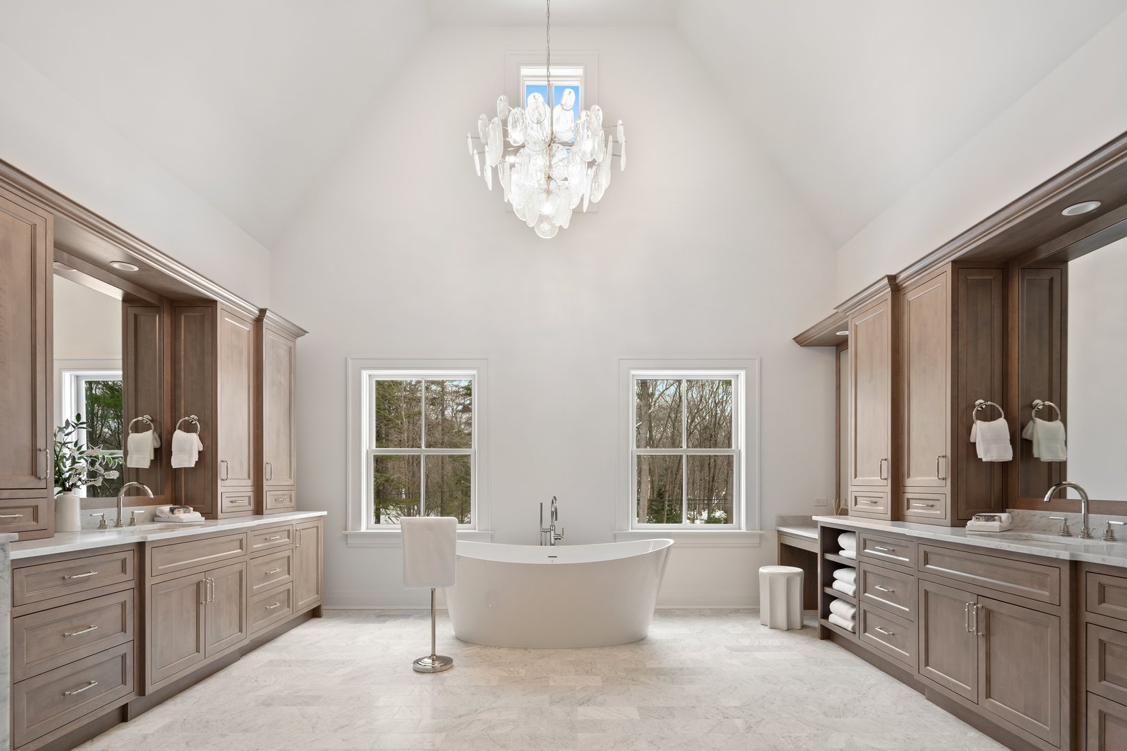 928 West Road Photo 25