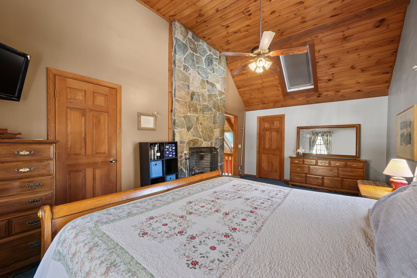 132 Outlook Ave Photo 30