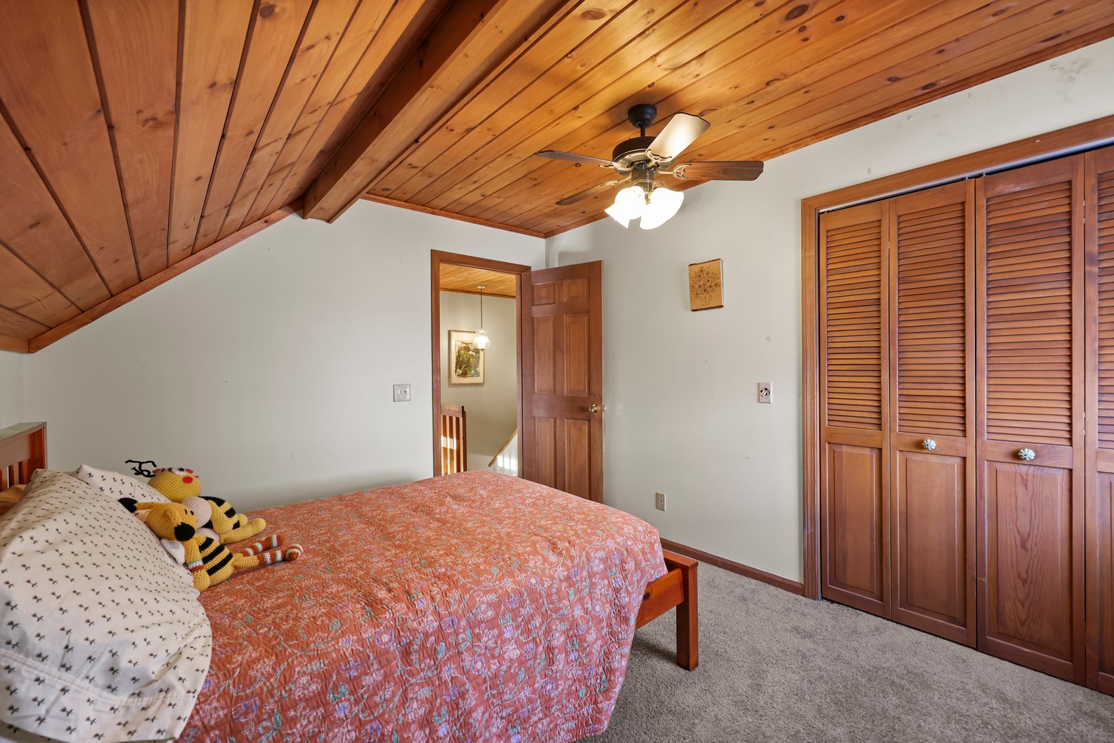 132 Outlook Ave Photo 32