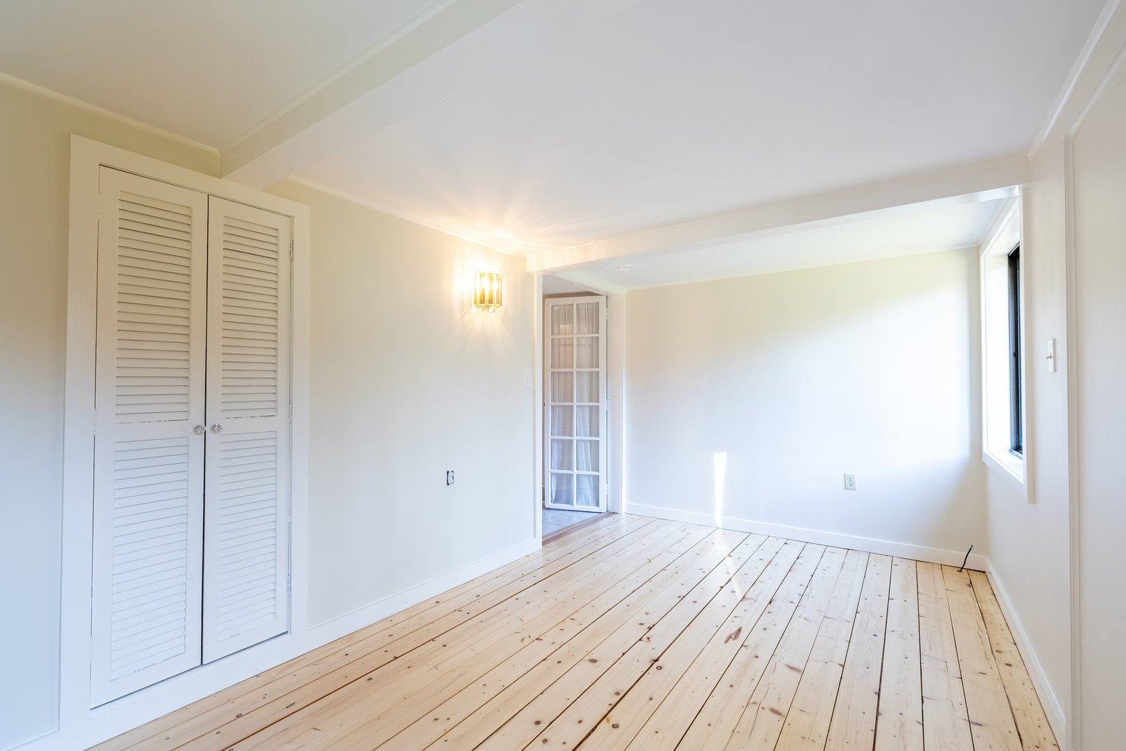 1 Long Wall Road Photo 17