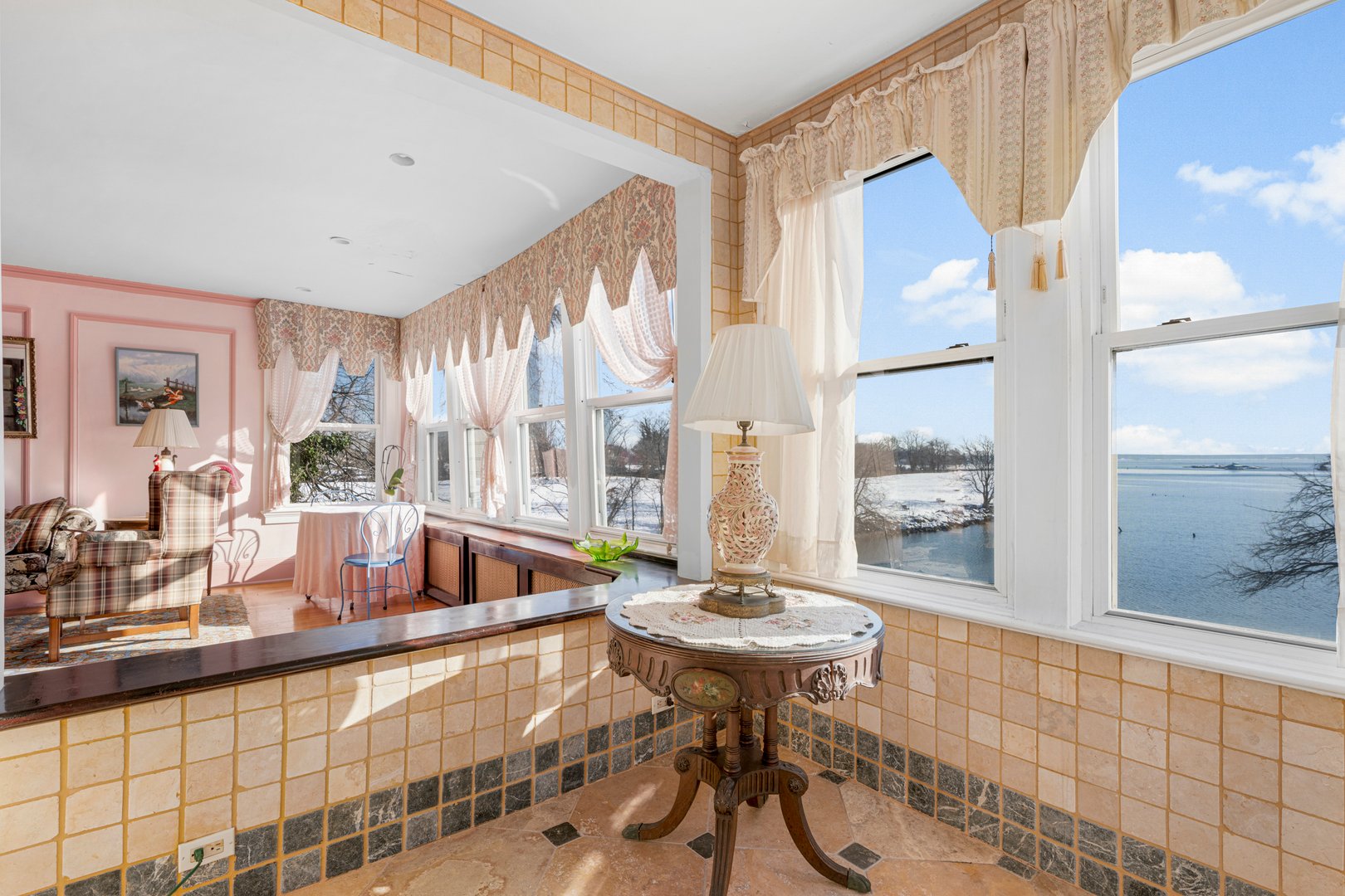 50 Shore Road Photo 10