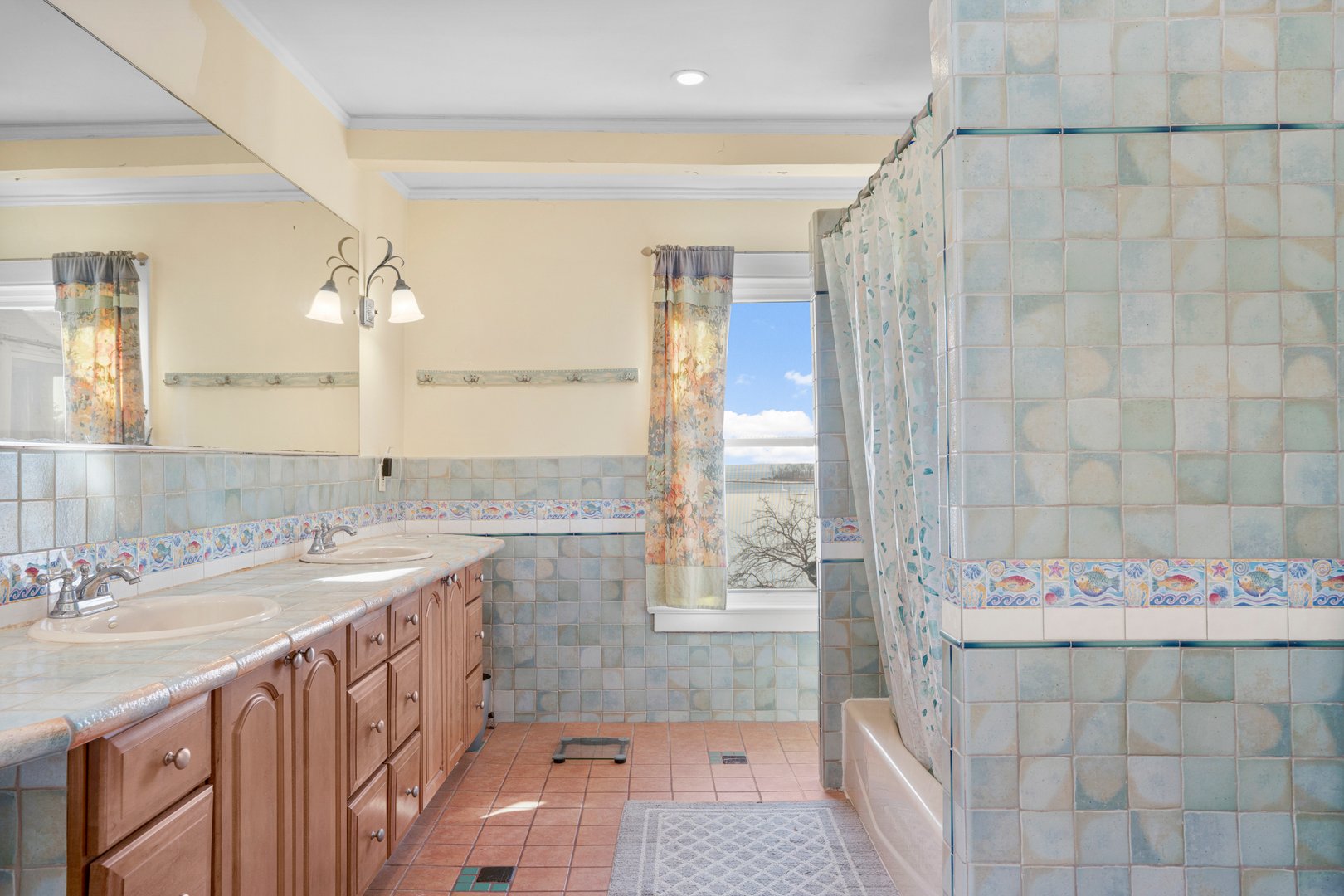 50 Shore Road Photo 15