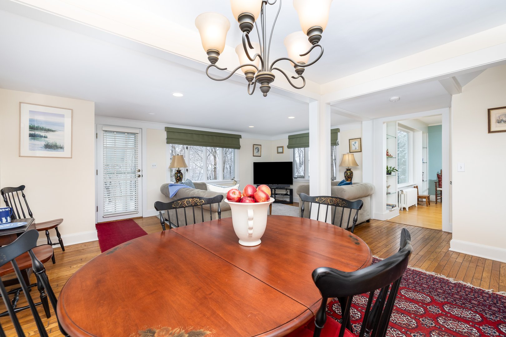 137 Old South Road Photo 9