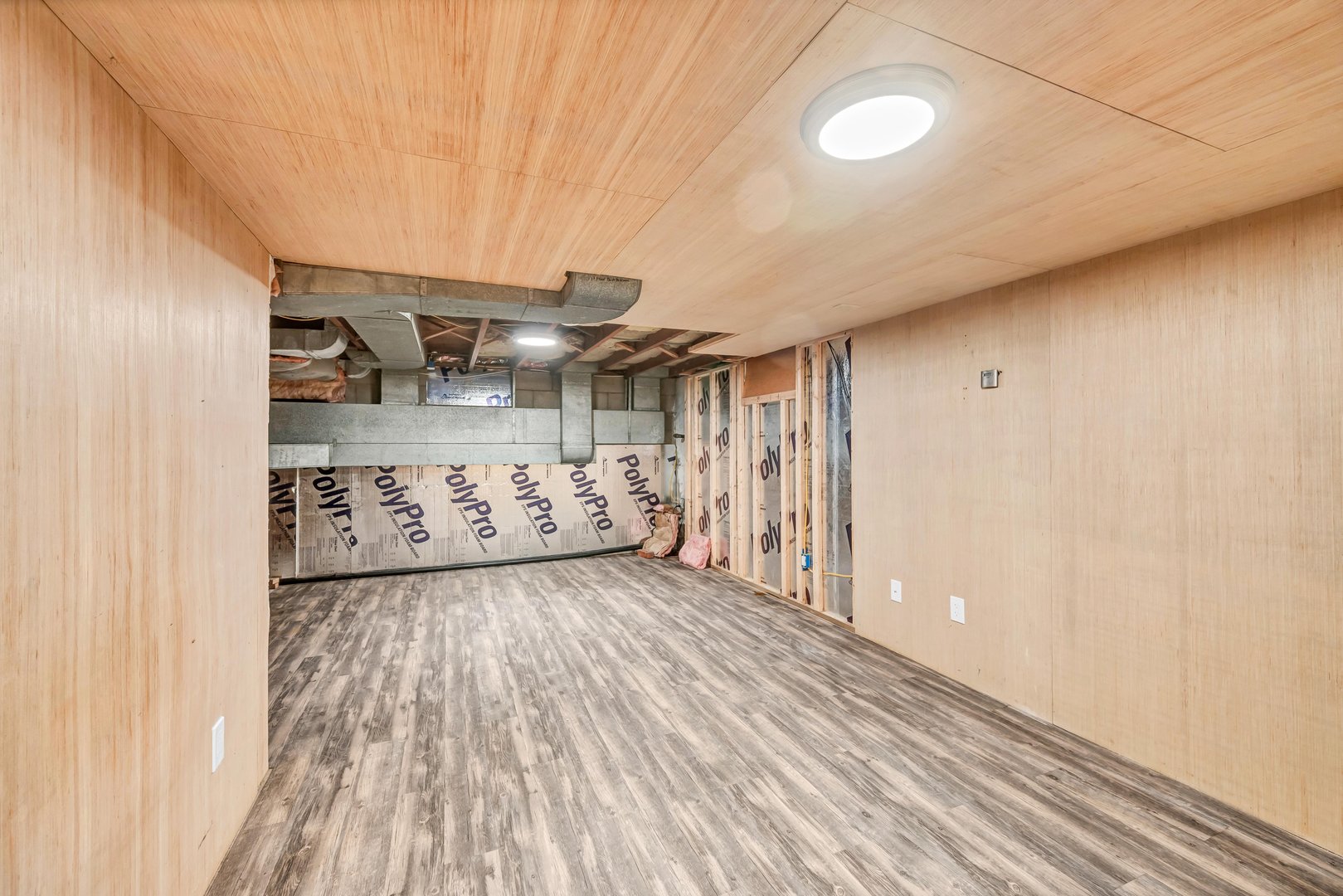 18 James Street Photo 20