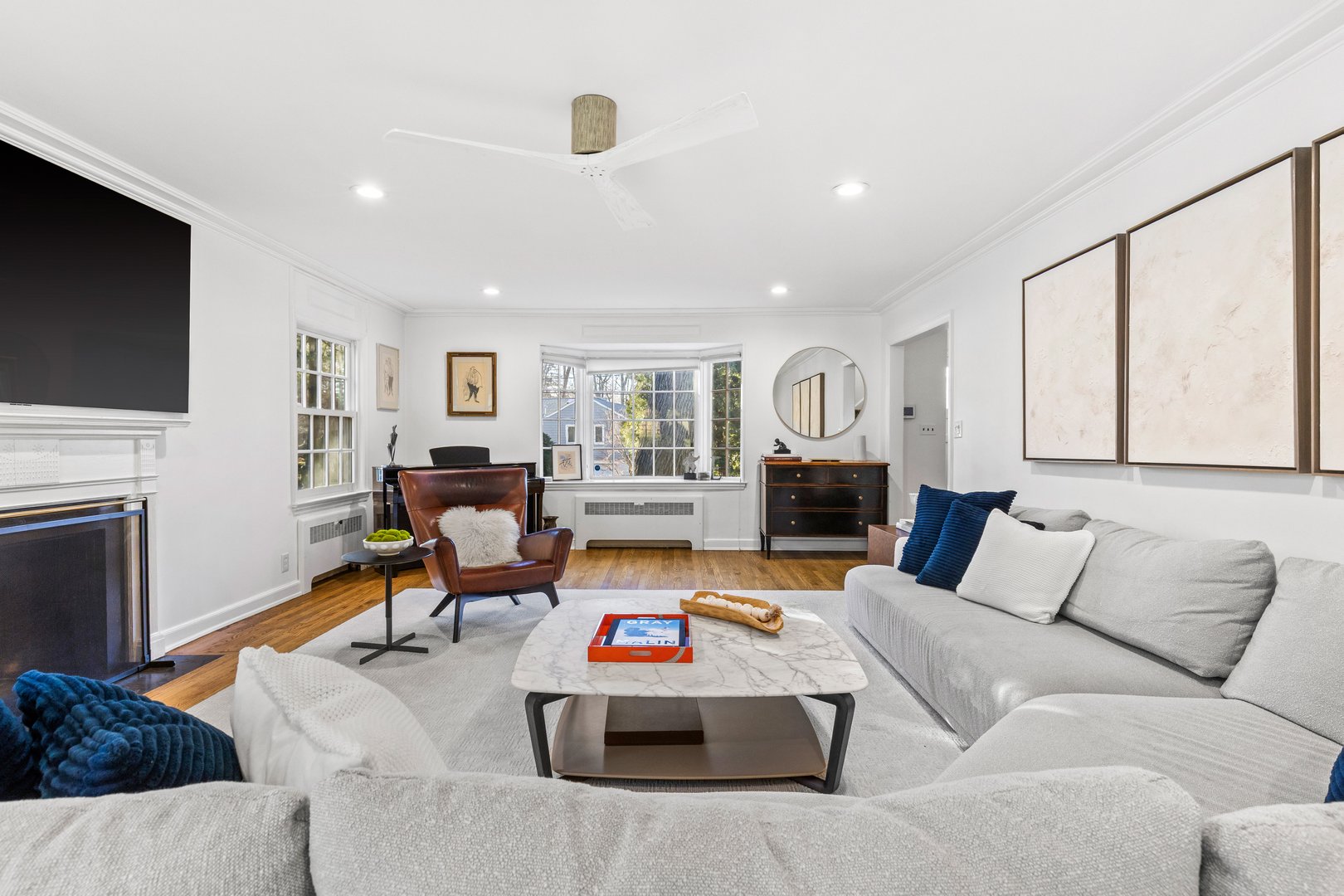 3 Chalford Lane Photo 5