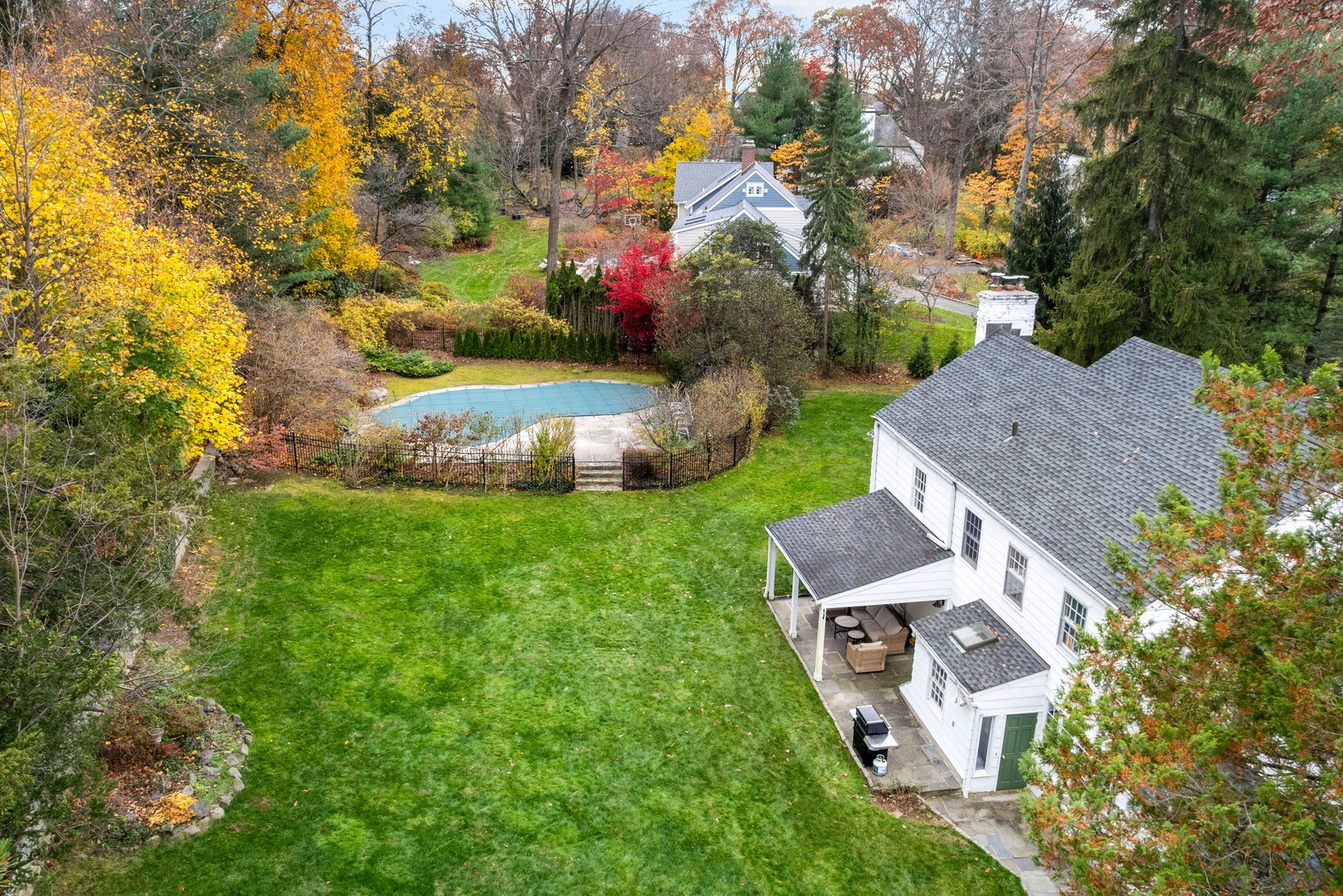 3 Chalford Lane Photo 26