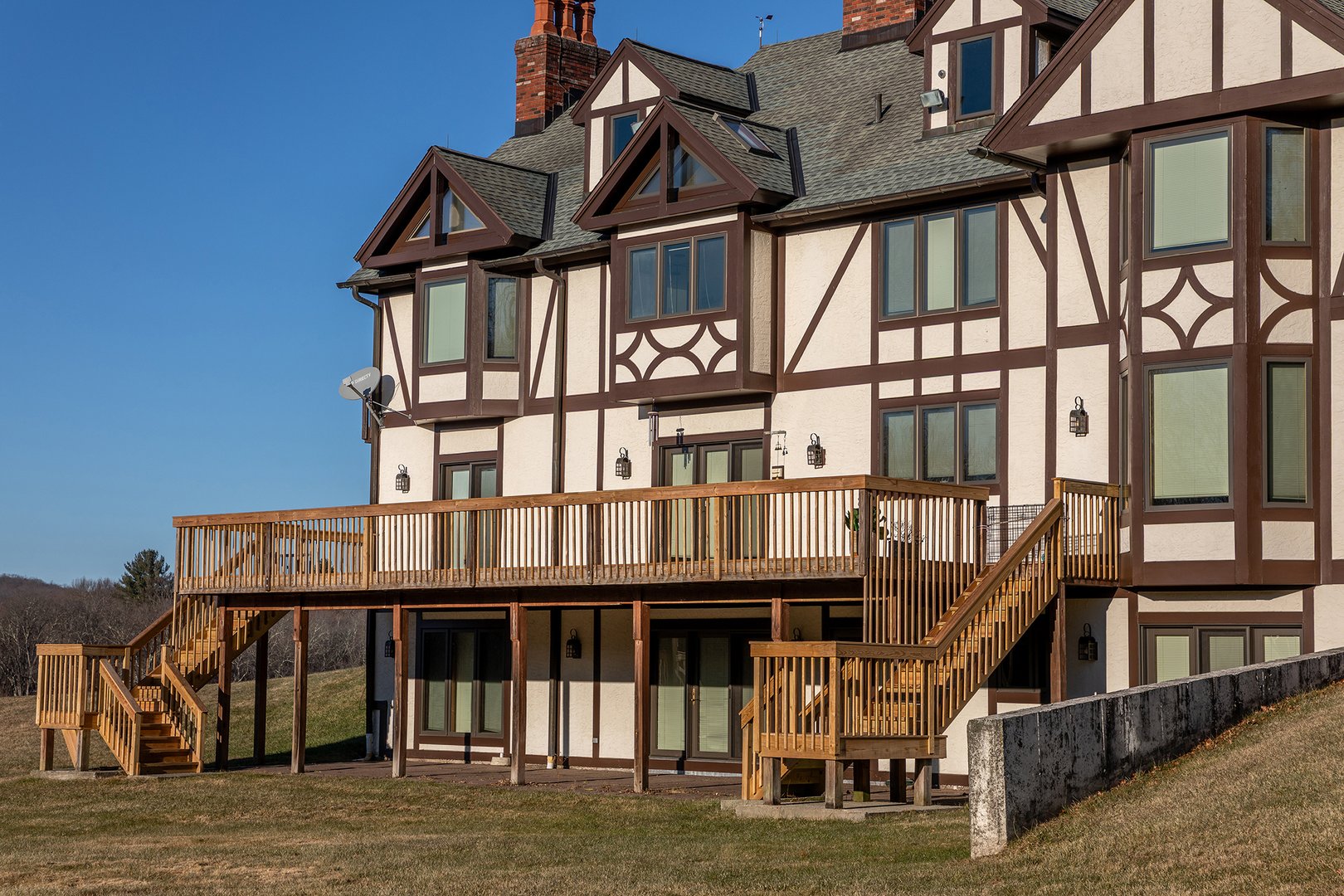 233 Southbury Road Photo 44