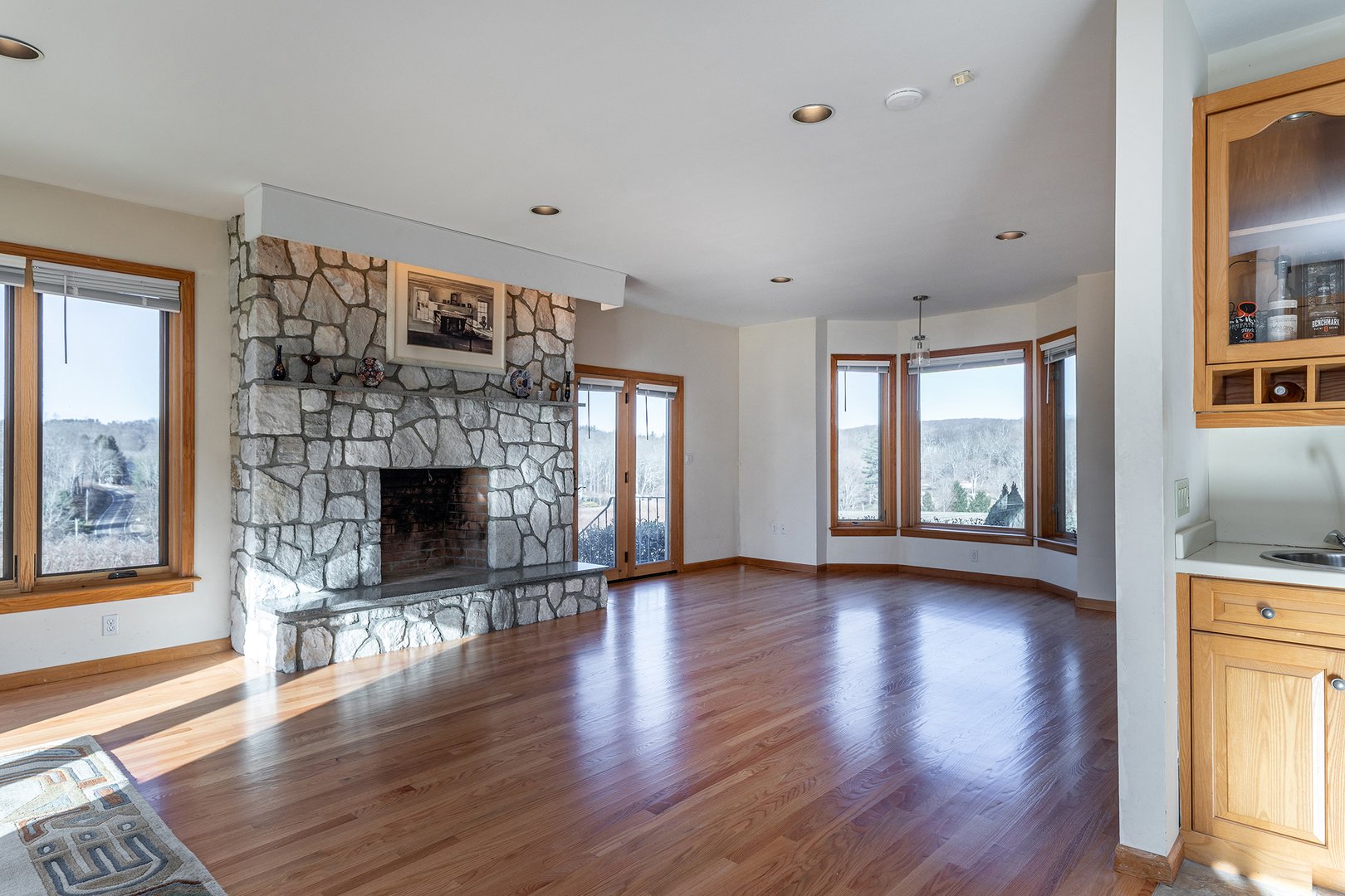 233 Southbury Road Photo 10