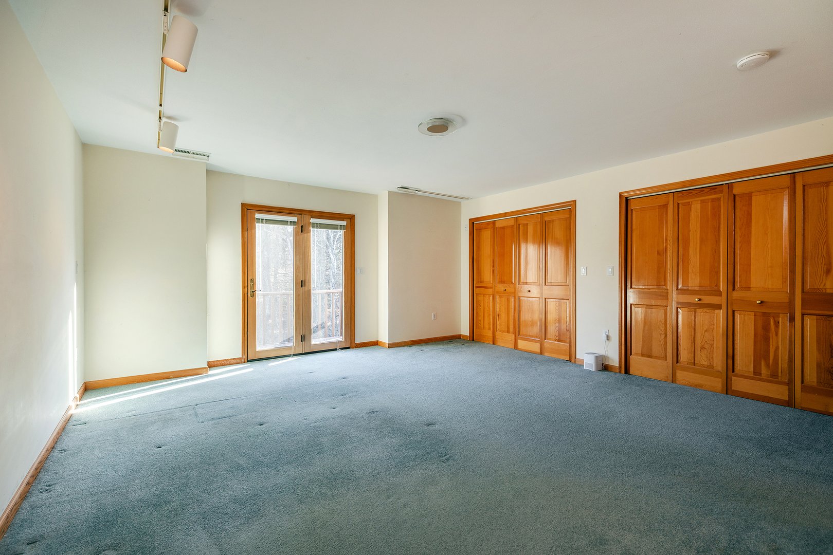 233 Southbury Road Photo 28