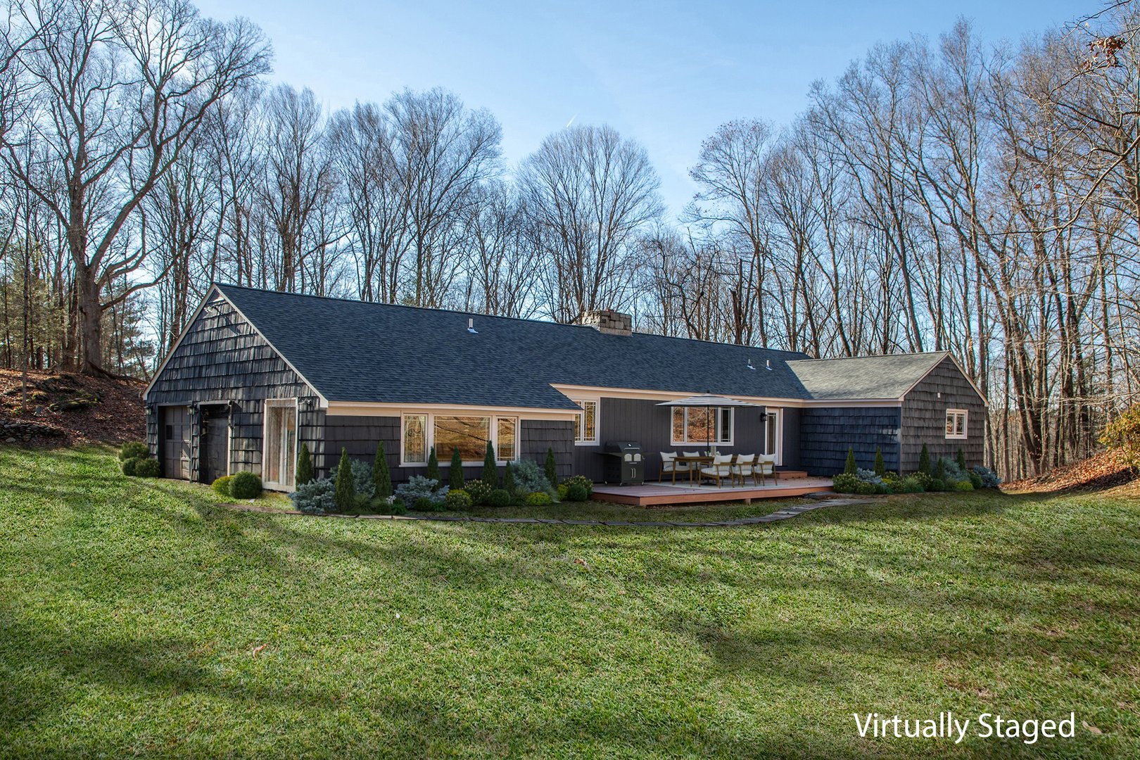 102 Wykeham Road Photo 3