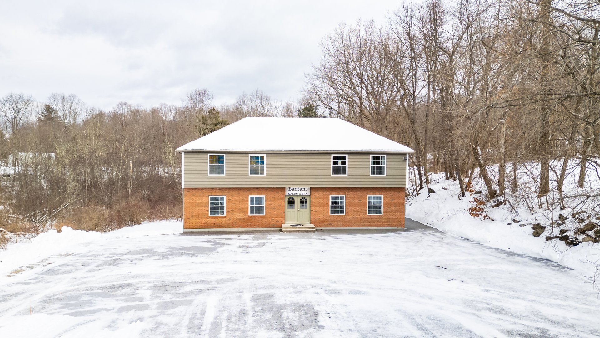 928 Bantam Road Photo 1