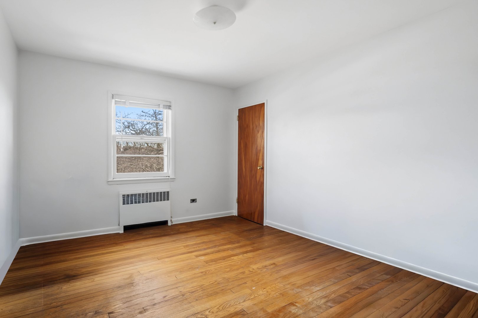 6209 Spencer Terrace Photo 7