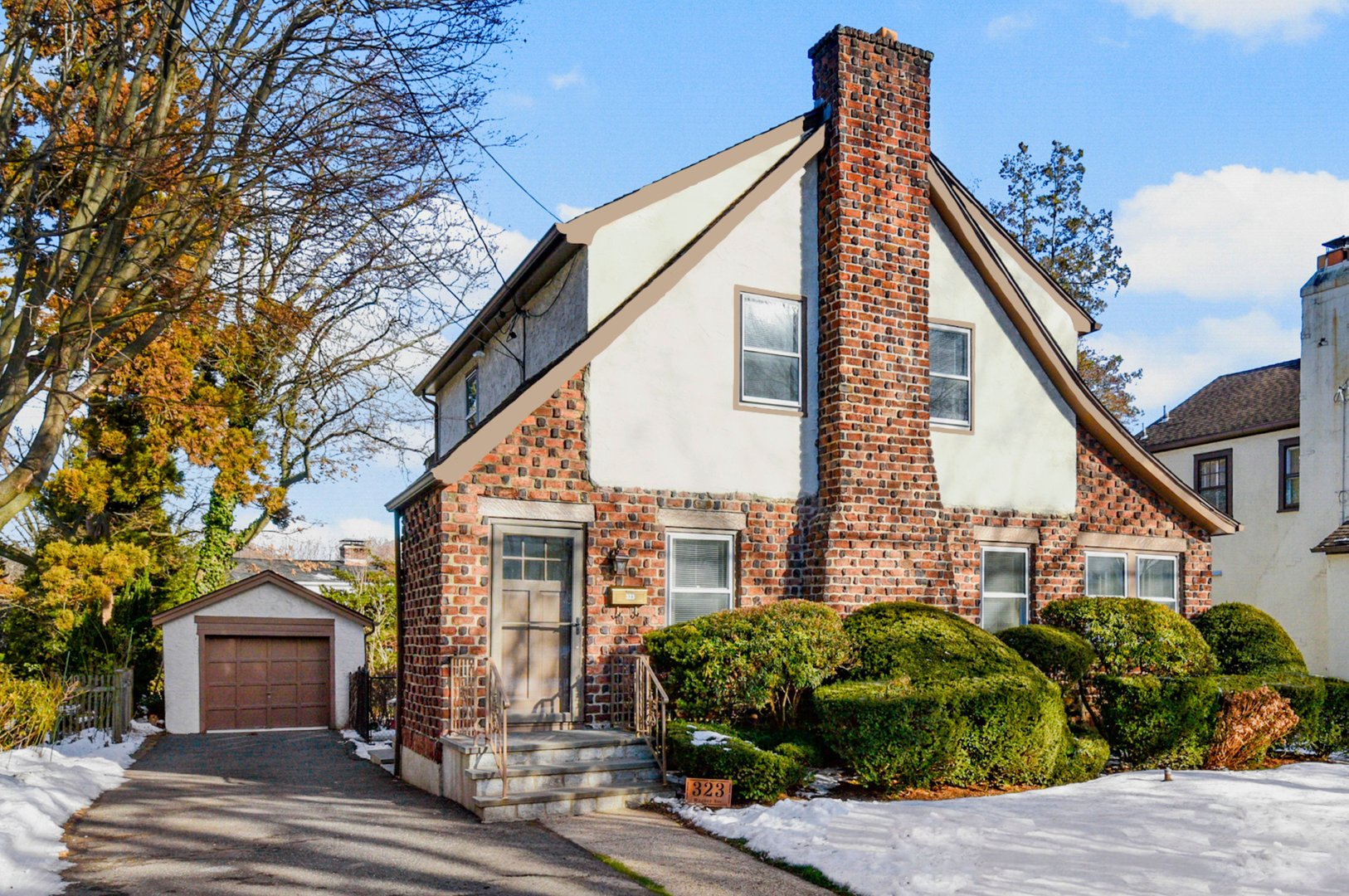 323 Wagner Avenue Photo 1