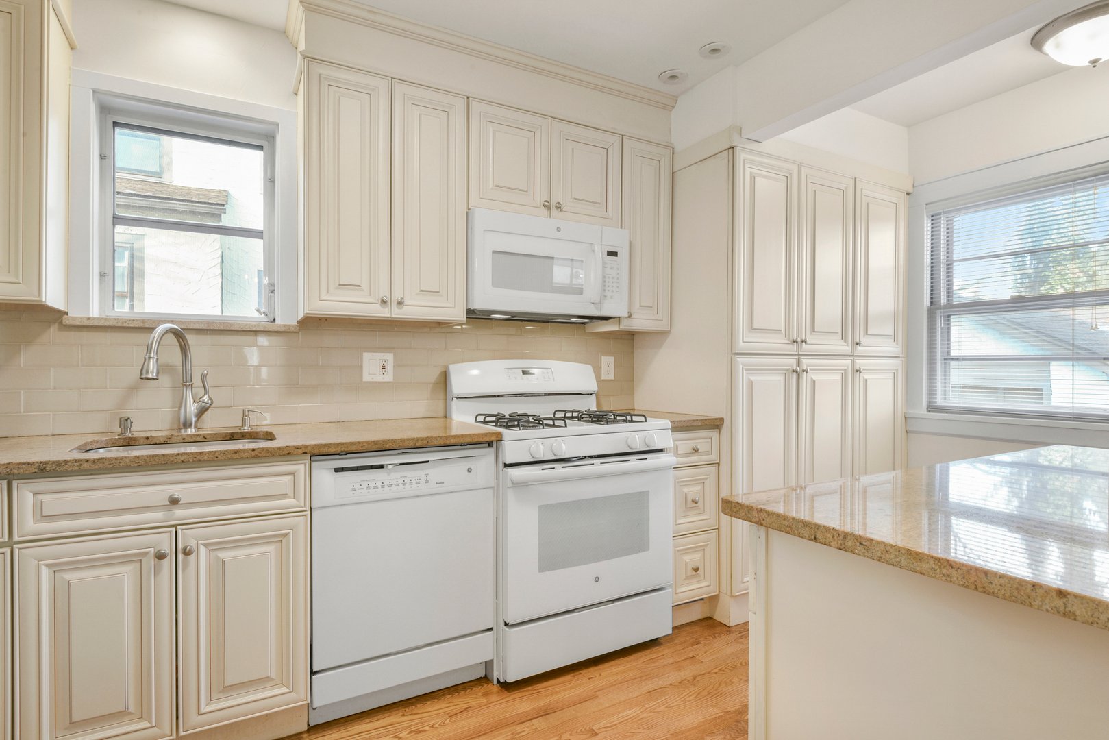 323 Wagner Avenue Photo 8