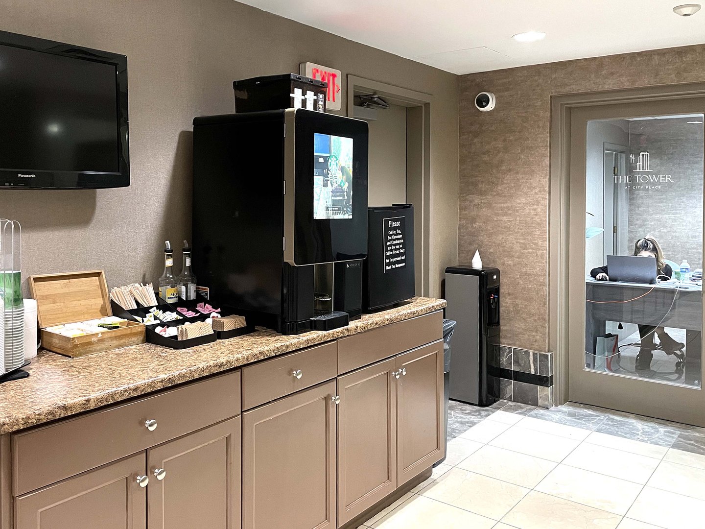 10 City Place  #PH2C Photo 32