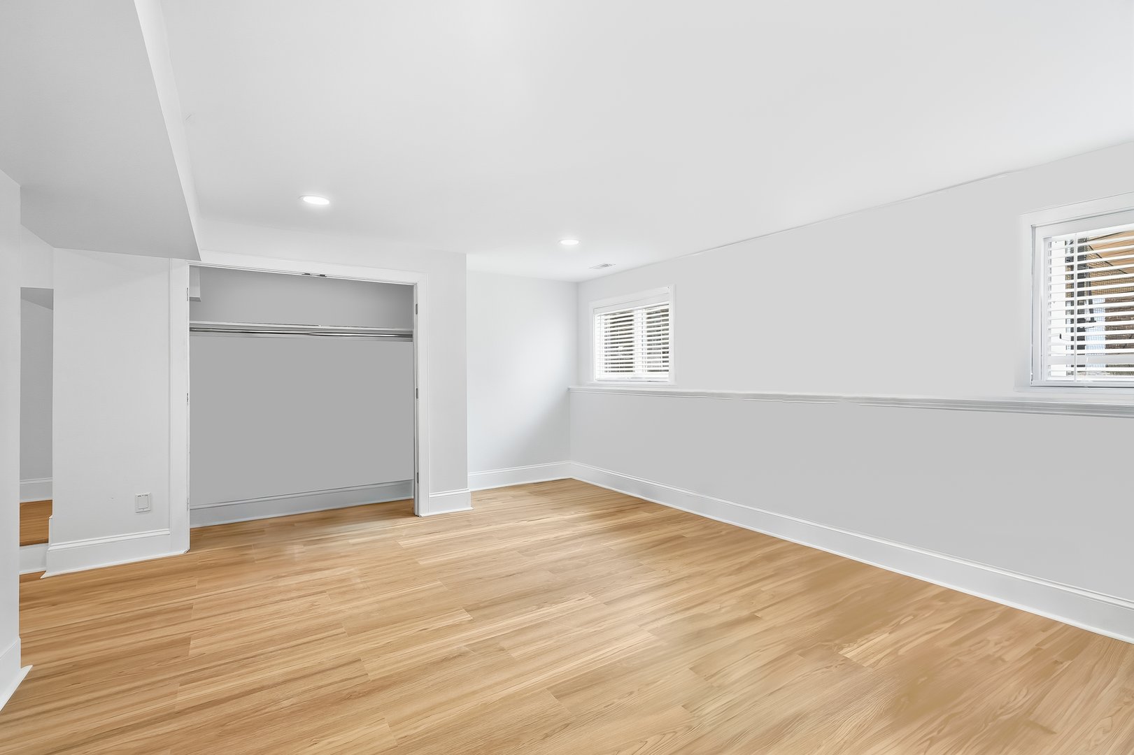 6 Eaton Lane Photo 26