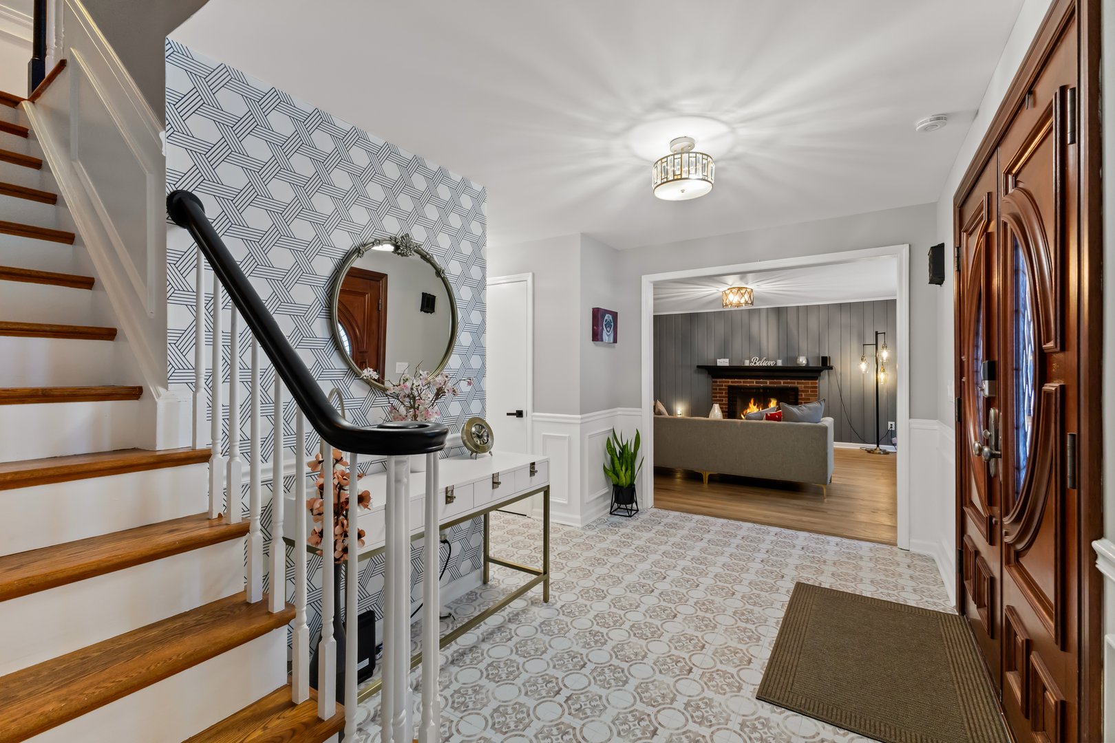 299 Redding Road Photo 1