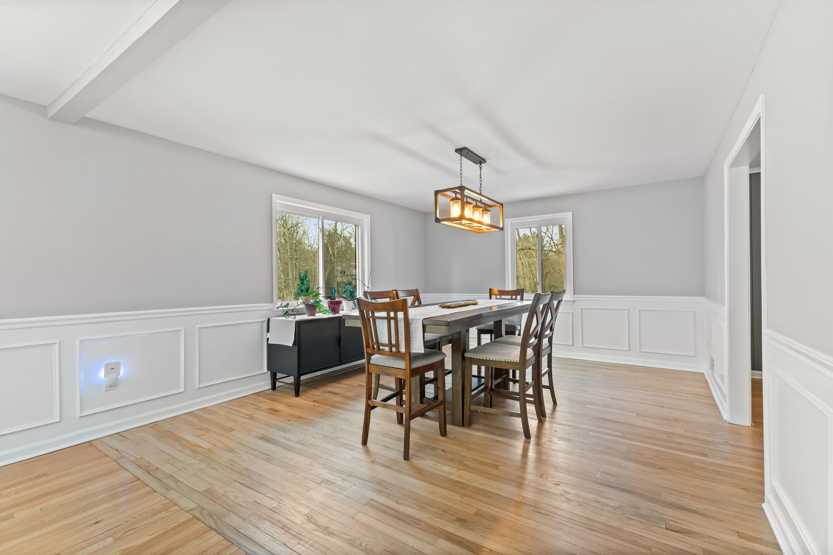 299 Redding Road Photo 3