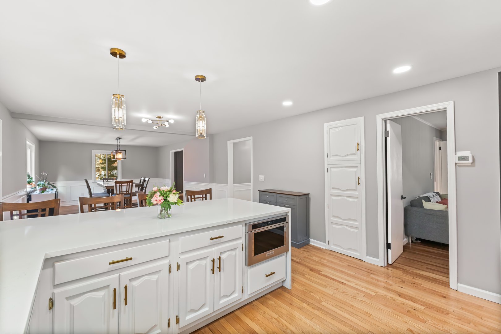 299 Redding Road Photo 6