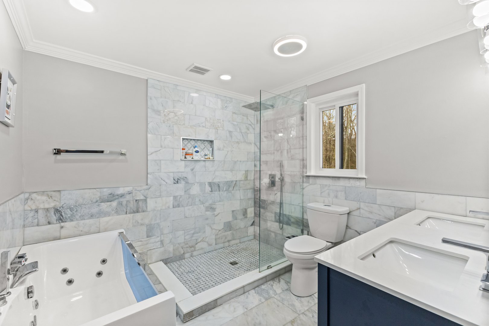 299 Redding Road Photo 10