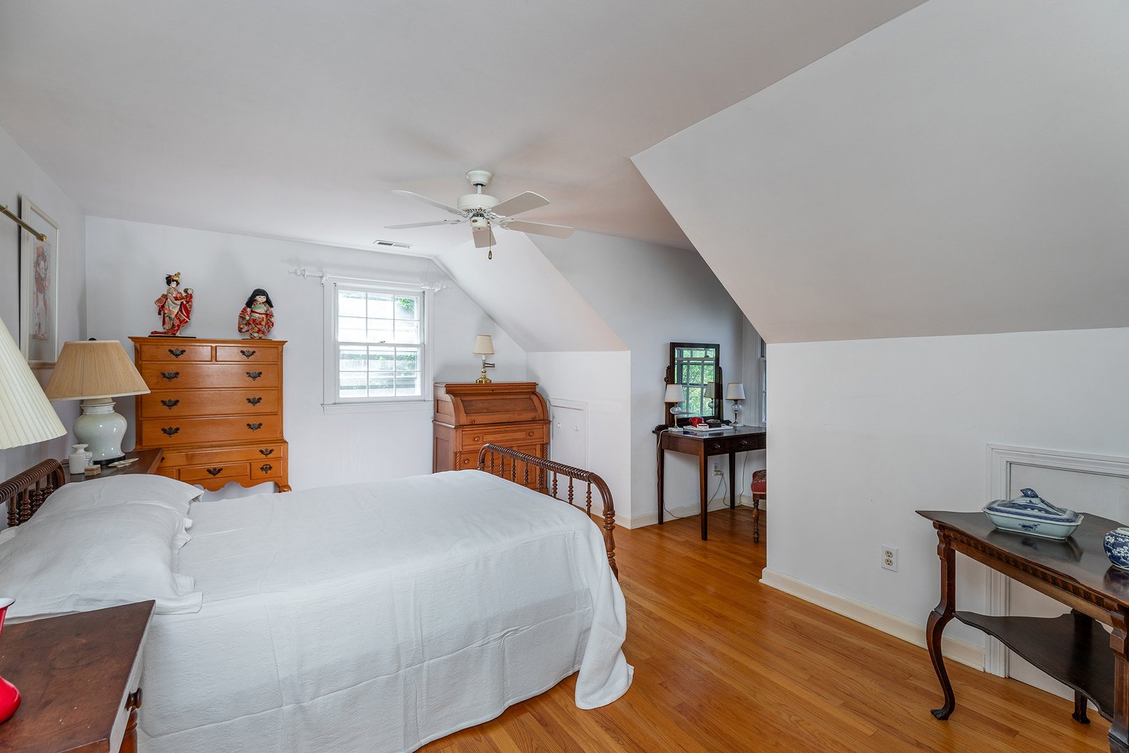 242 Tophet Road Photo 10