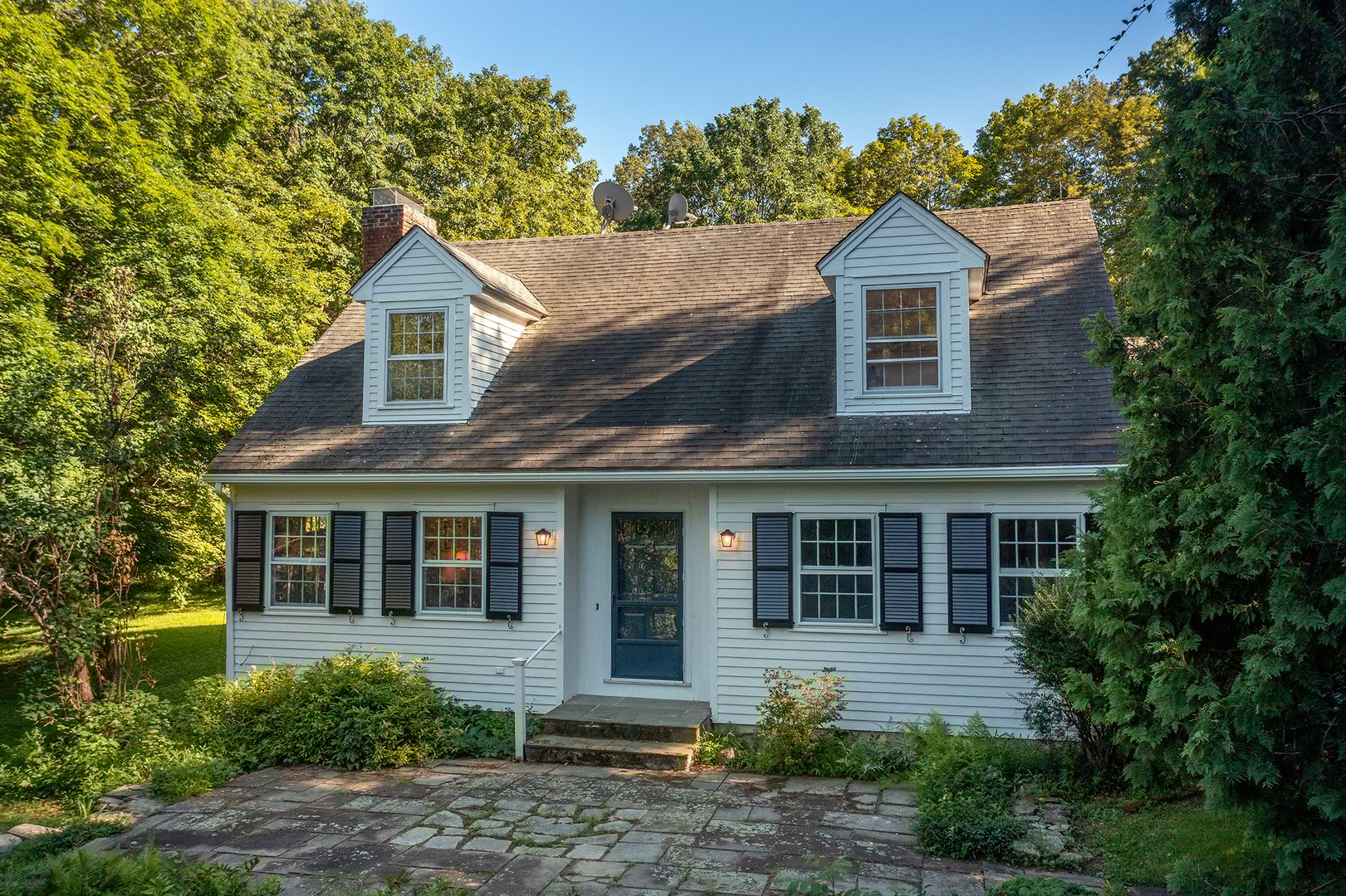 242 Tophet Road Photo 11