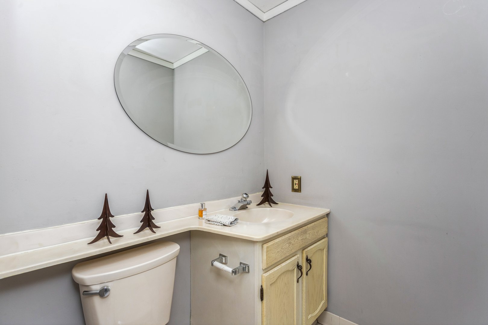 50 Aiken Street  #435 Photo 21