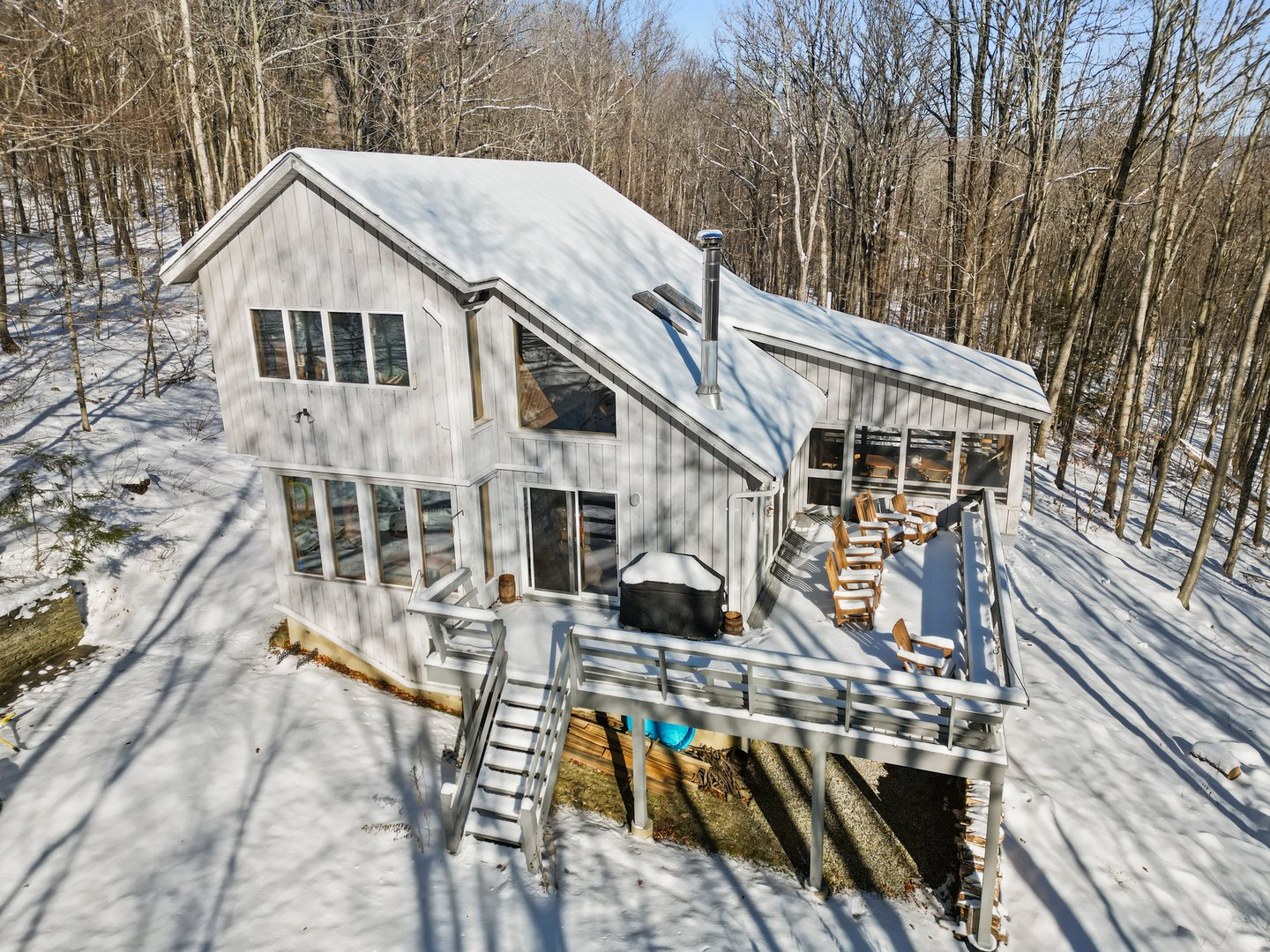 112 Silver St Photo 3