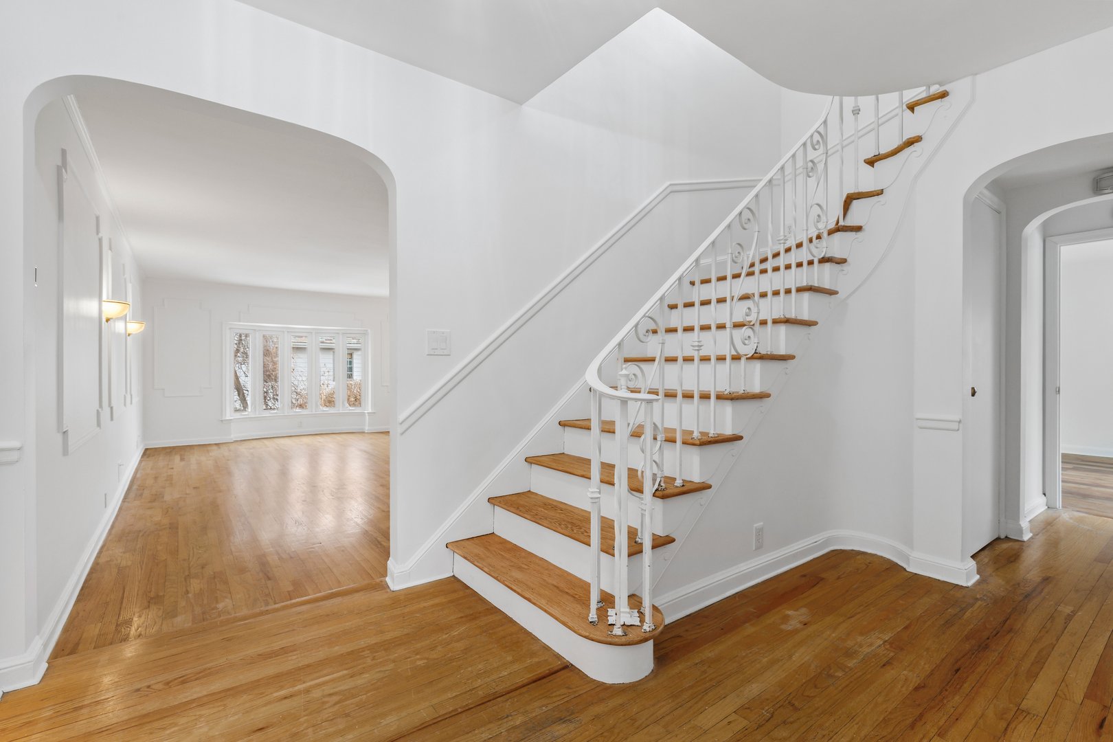 55 Del Rey Drive Photo 3