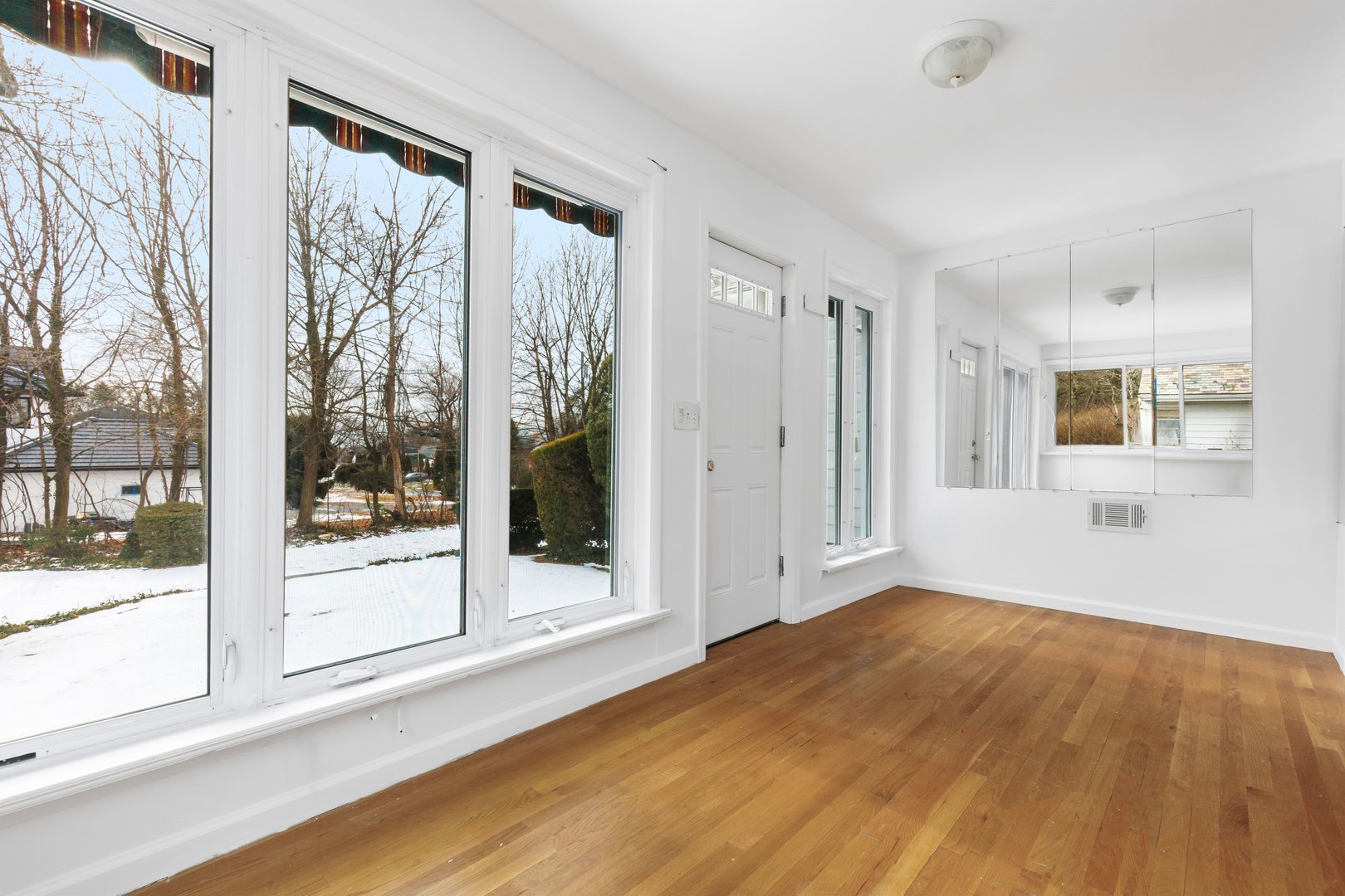 55 Del Rey Drive Photo 7