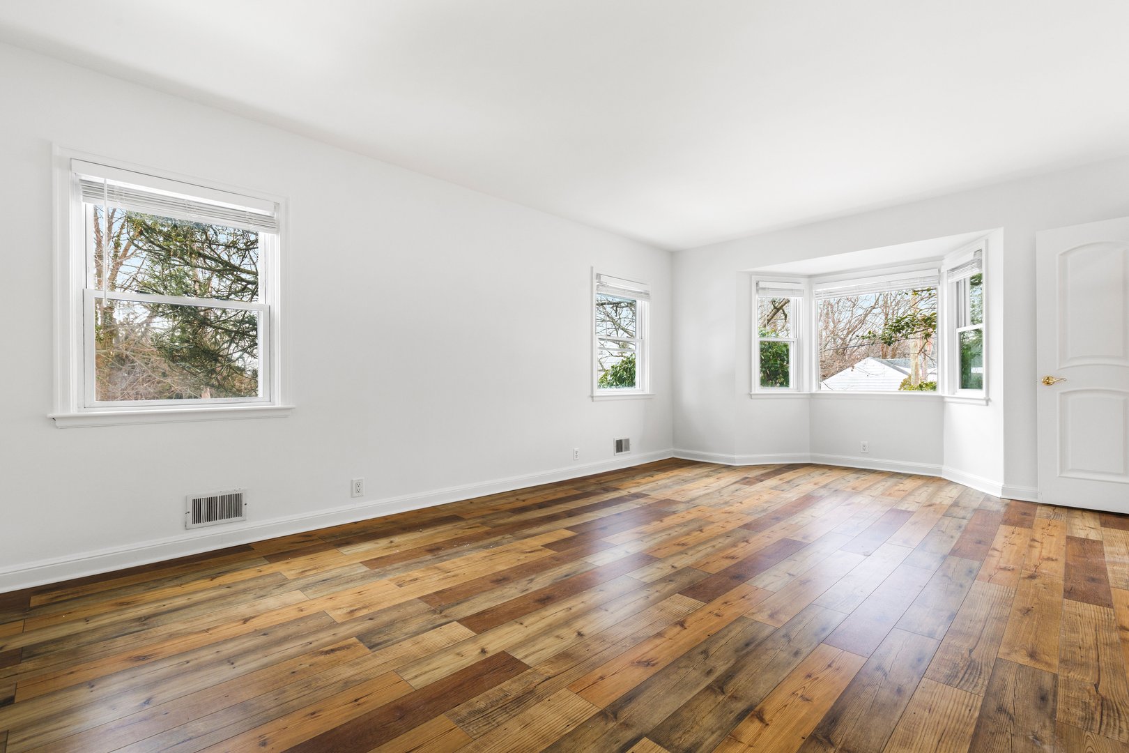 55 Del Rey Drive Photo 15