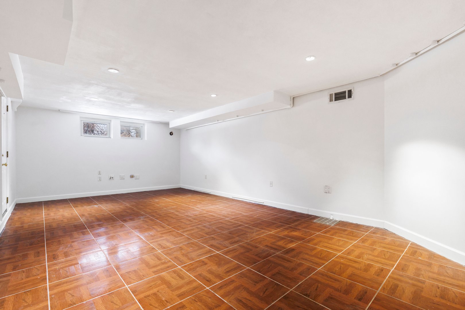 55 Del Rey Drive Photo 24