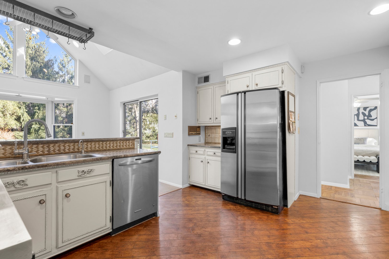 226 Guion Drive Photo 18