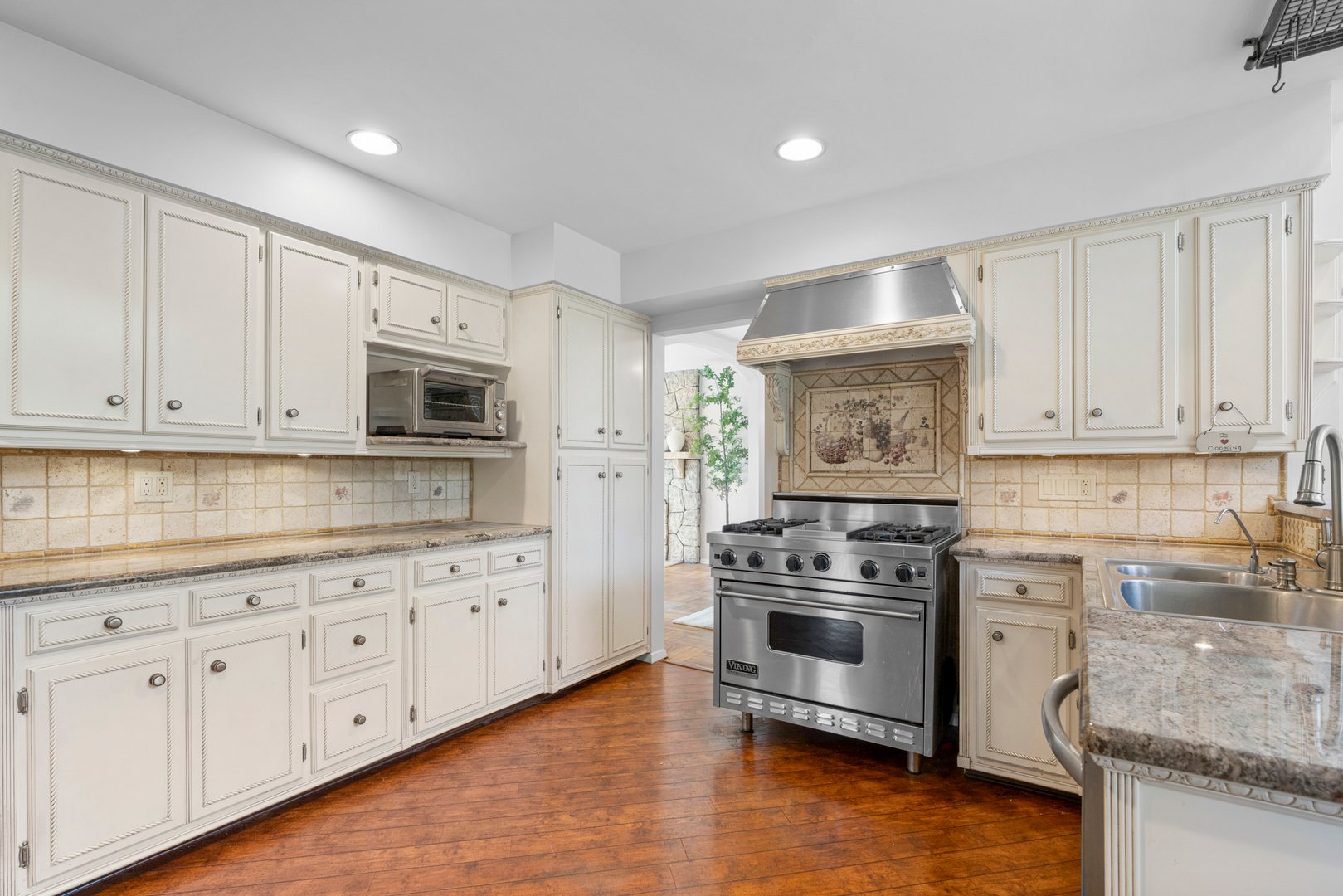 226 Guion Drive Photo 19