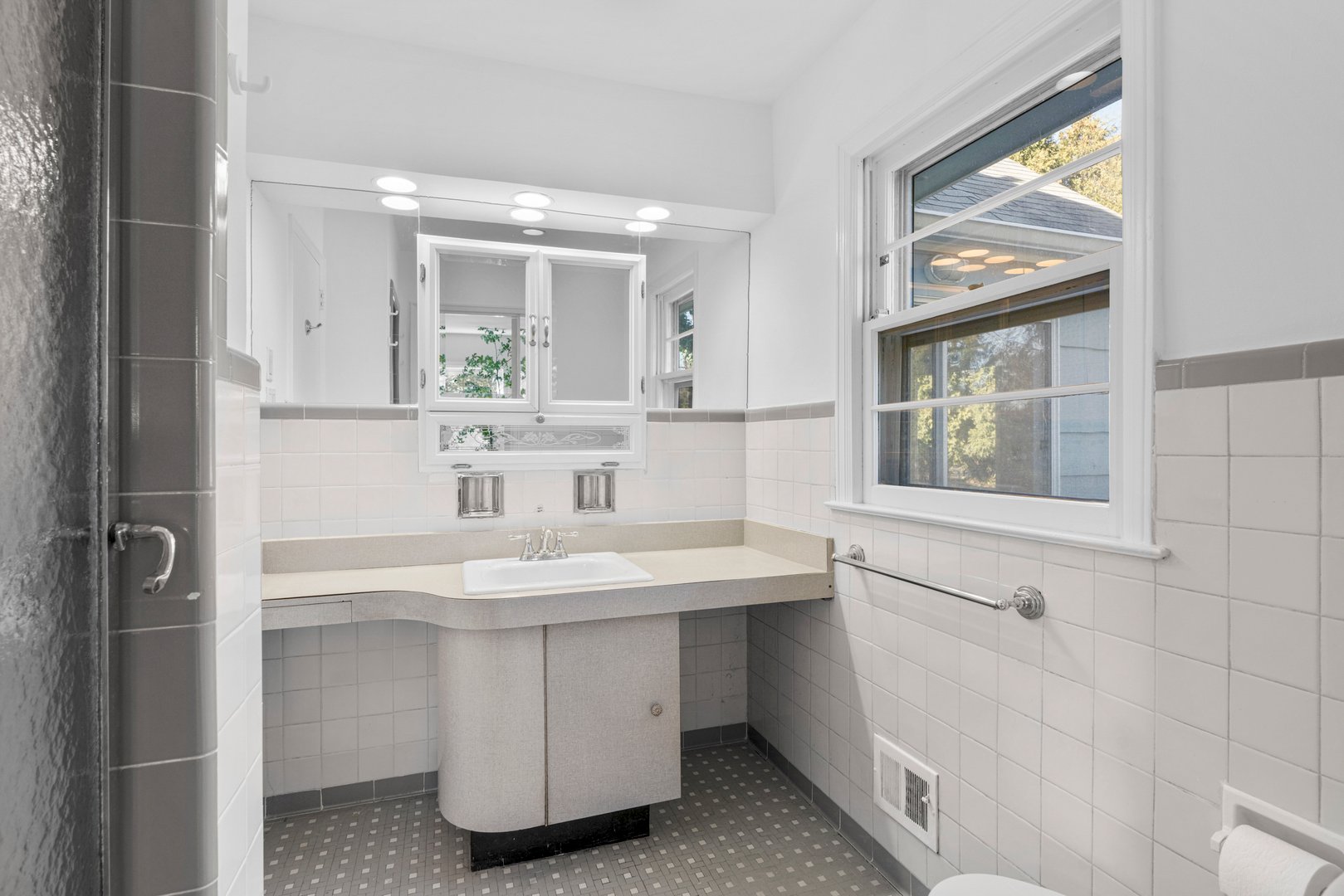 226 Guion Drive Photo 29