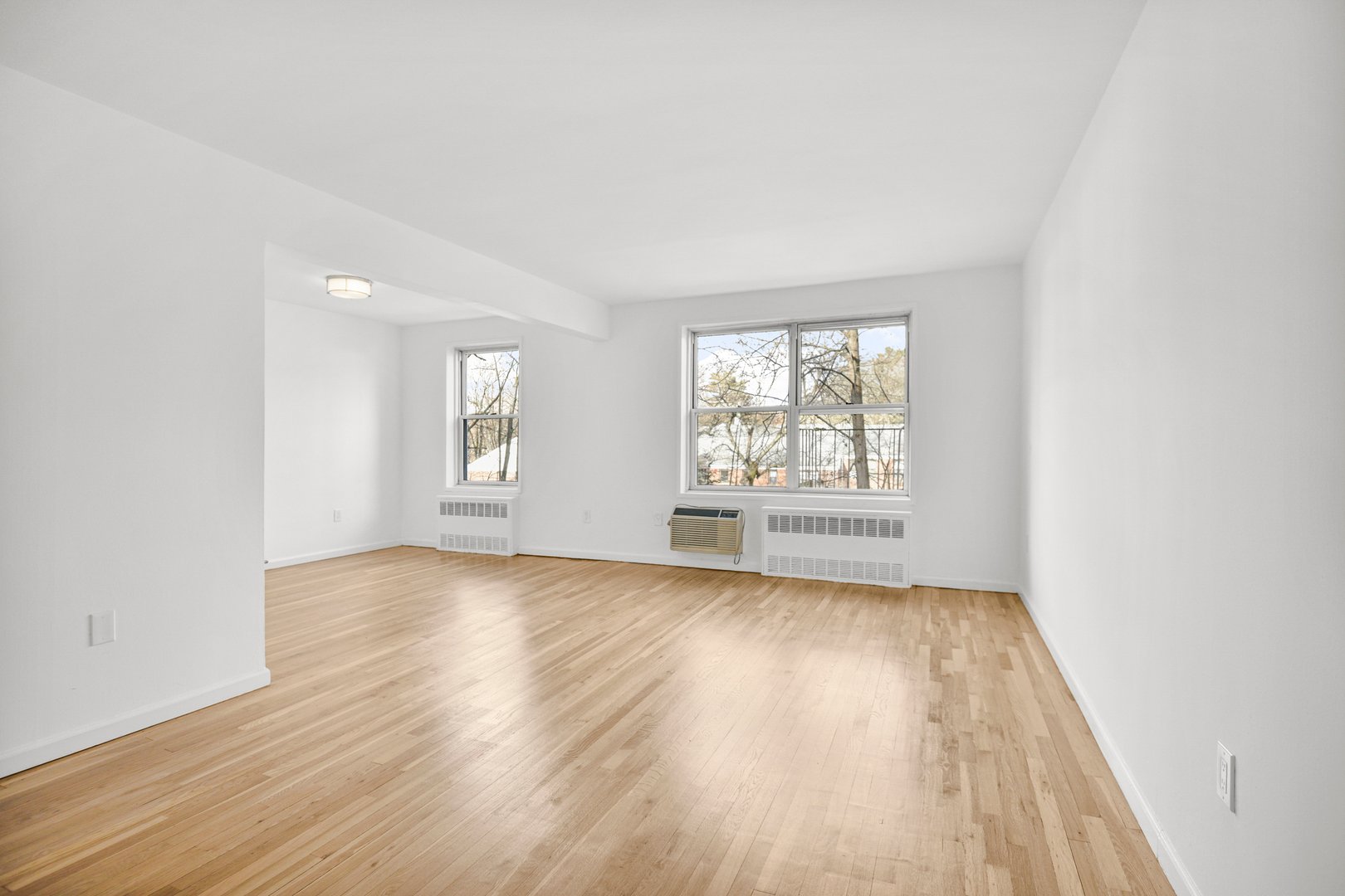 177 E Hartsdale Avenue  #3H Photo 4