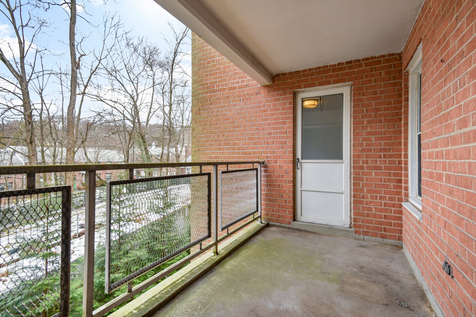 177 E Hartsdale Avenue  #3H Photo 12