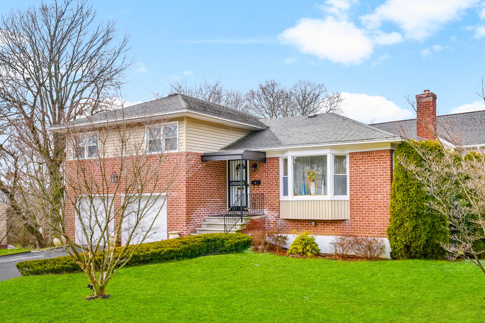 60 E Fort Hill Road Photo 1