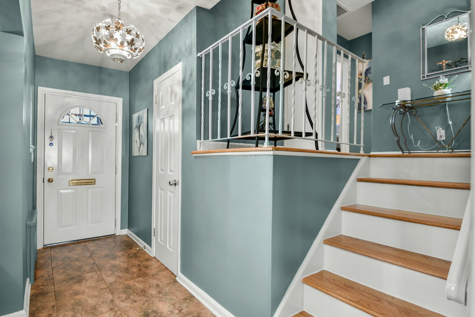 60 E Fort Hill Road Photo 6